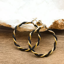 עגילים מיוחדים, עגילי חישוק זהב, עגילי חישוק קלים, עגילי חישוק לעור רגיש, עגילים מצמח הזהב,